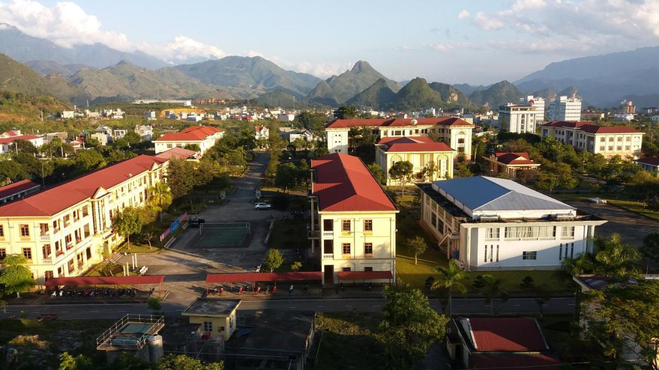 Minh Son Hotel Ta Lan Than Exterior foto
